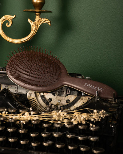 Limited Edition Detangle Brush - Mahogany