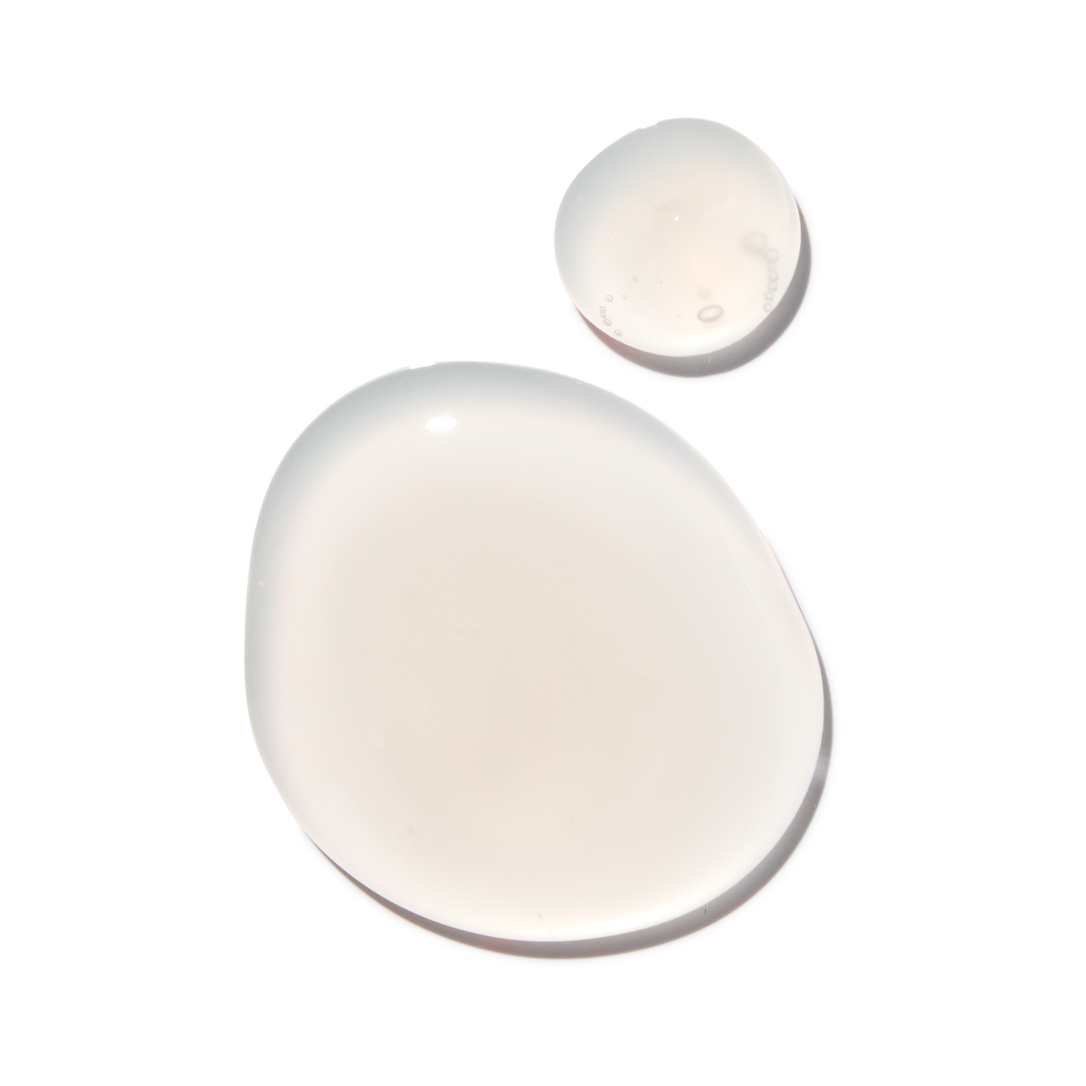 Texture image of Amika smooth over frizz-fighting treatment