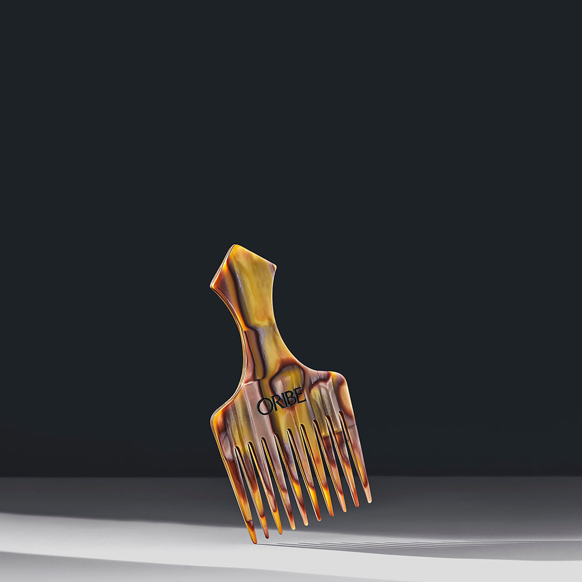 Oribe Italian Resin Hair Pick – 2