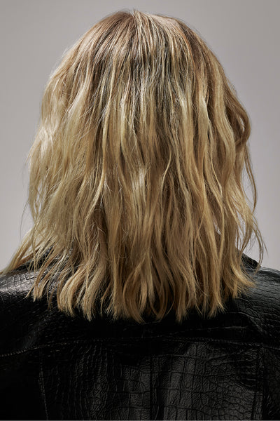 Flash Form Finishing Spray Wax - Brush Salon