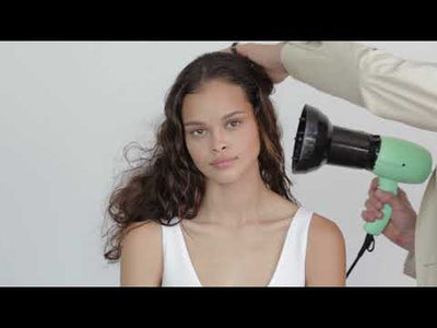 Neon Lights Dry Oil Spray